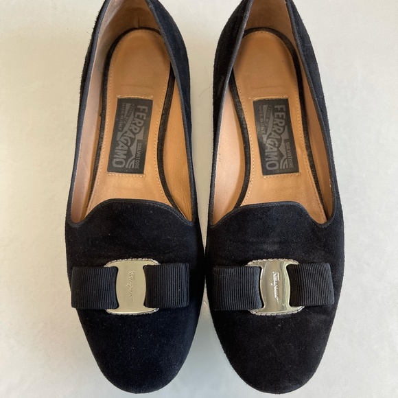 Salvatore Ferragamo Scotty Loafers - Black Velvet - Size 6.5 - Silver buckle - Picture 2 of 9